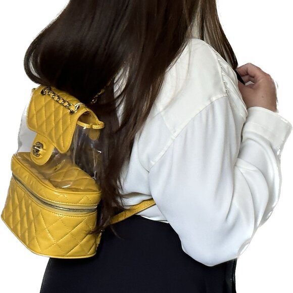 AUTHENTIC Chanel yellow crinkle leather and PVC Mini Backpack - Picture 3 of 14